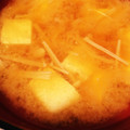 yuri827's cooksnap of when they made 我が家の定番♡豆腐とえのきのお味噌汁♡.