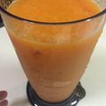 とっしーなおじさん's cooksnap of when they made 秋の美肌！柿＆みかんスムージー.