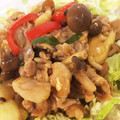 たまごせんべえ's cooksnap of when they made 豚肉ときのこのカラフルしょうが焼き.