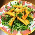 YUKIKI☆'s cooksnap of when they made 簡単♪豆苗と柿のサラダ.