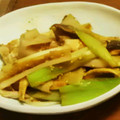 のぞきぱんだ's cooksnap of when they made えりんぎとネギのナムル.