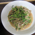 クックTW1J61☆'s cooksnap of when they made 豆苗とイカの塩辛の卵炒め.