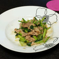 クックJXWB6L☆'s cooksnap of when they made かぶの葉と豚肉のオイスターバター炒め.