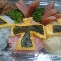 クックYEUWEJ☆'s cooksnap of when they made ニンニンジャー キャラ弁 アカニンジャー.