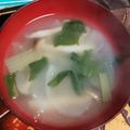 1072gou's cooksnap of when they made 色鮮やかな小松菜の味噌汁♪.