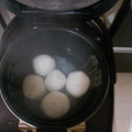 クックVUIBGI☆'s cooksnap of when they made 炊飯器で、おでんの大根の下ゆで.