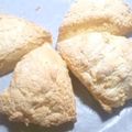 t-house's cooksnap of when they made 簡単材料2つだけヘルシーさくふわスコーン.