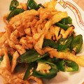nishimo's cooksnap of when they made 簡単おつまみ！ししとうとあぶら揚げ炒め物.
