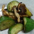 もちもち☆彡's cooksnap of when they made 簡単!!キュウリとしめじ炒め.