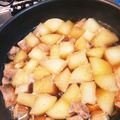 a1115's cooksnap of when they made 大根消費！フライパンで豚と大根の煮物♡.