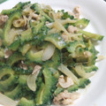 さざえ2007's cooksnap of when they made 新玉ねぎとゴーヤの味噌炒め.