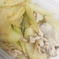 さゆり4's cooksnap of when they made ご飯が進む♪豚肉とセロリの味噌炒め.