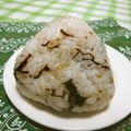 赤い電話's cooksnap of when they made ごま油香る！塩昆布おにぎり♡.
