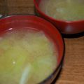 がるばんぞママ's cooksnap of when they made 春色～レタス新玉味噌汁.