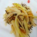 みつえぽん's cooksnap of when they made 節約♪簡単♪大根の皮の塩昆布炒め.