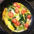 Chiro1015's cooksnap of when they made ミニトマトと青菜の鉄板色どり卵とじ.