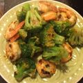 marietlion's cooksnap of when they made 海老とブロッコリーのオーロラソース炒め.