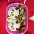 しらけるや's cooksnap of when they made 簡単キュート◎パンダのおにぎりキャラ弁○.