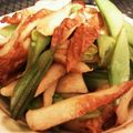 たられひとﾏﾏ's cooksnap of when they made スナップえんどうと竹輪のポンマヨ炒め.