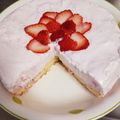 yurihamo's cooksnap of when they made いちごのムースケーキ.