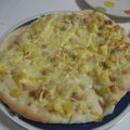 まんまる琉ママ's cooksnap of when they made ツナマヨコーンのホワイトソースピザ.