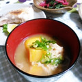 ＴＯＭＯＷＡＴ's cooksnap of when they made 秋のサツマイモときのこのお味噌汁.
