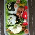 ブルージェル's cooksnap of when they made 簡単キャラおにぎり☆クマくん☆クリスマス.