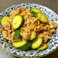 てすとむ's cooksnap of when they made 簡単過ぎるきゅうりと豚肉のキムチの素炒め.