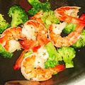 もにゃもにゃもーにゃん's cooksnap of when they made ☆簡単♪えびとブロッコリーのバジル炒め☆.