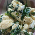 ぺこやんママ's cooksnap of when they made 感動！卵とほうれん草のマヨ炒め.