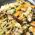 せいきちα's cooksnap of when they made 塩炒り卵で♪三つ葉ともやしの豚バラ炒め.