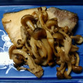 ナーちゃん's cooksnap of when they made ごちそう風♪ブリのムニエル　きのこソース.