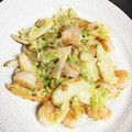 akqoo's cooksnap of when they made えびと長いもの塩炒め.