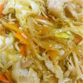 max4995's cooksnap of when they made 白菜と春雨のオイスター野菜炒め.