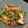 Nana777's cooksnap of when they made きのこと豆苗のガーリック炒め♪.