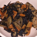 クックFYE7SX☆'s cooksnap of when they made 簡単！　鶏肉　大根　人参　ひじきの　煮物.