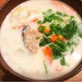 caruga's cooksnap of when they made そこまで入れるか！酒粕たっぷり粕汁.