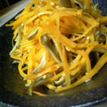 maruru-nn's cooksnap of when they made 舞茸と人参のきんぴら.