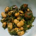 ﾏﾕｺｺ's cooksnap of when they made にんじんの葉とお豆のエスニックな炒め物.