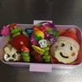 美絵さん's cooksnap of when they made クリスマス★サンタさんおにぎり弁当.