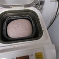 からす隊長's cooksnap of when they made ＨＢで♪ブルーベリーのミルク食パン。.