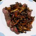 クックO2GAZV☆'s cooksnap of when they made 牛モモ肉のオーブン焼き 和風きのこソース.