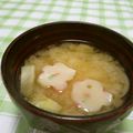 赤い電話's cooksnap of when they made キャベツと玉ねぎの味噌汁.