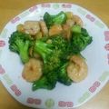 うちの子カエル's cooksnap of when they made エビとブロッコリーのオイスター炒め.