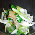 coyoyoc's cooksnap of when they made 簡単*白だしde三つ葉と茸のおひたし*.