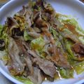とんがらし★'s cooksnap of when they made 超簡単！豚ときのことキャベツのレンジ蒸し.