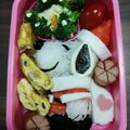 珠リン's cooksnap of when they made キャラ弁☆スヌーピーサンタのクリスマス.