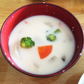 ユーカリプタス's cooksnap of when they made 新感覚☆牛乳を使った洋風味噌汁.