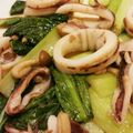 ☆ともともちゃん☆'s cooksnap of when they made 小松菜とイカのガーリックオイスター炒め.