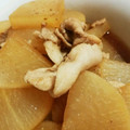 ♡mamfa♡'s cooksnap of when they made ころころ大根と薄切り豚ばら肉のこってり煮.